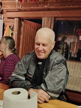 Erittäin tyytyväinen talkoo isäntä.